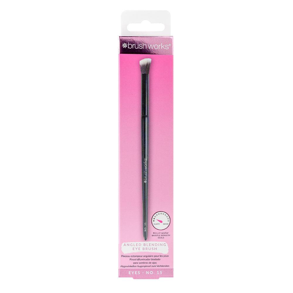 Brush Works No.15 Angled Blending Eye Brush