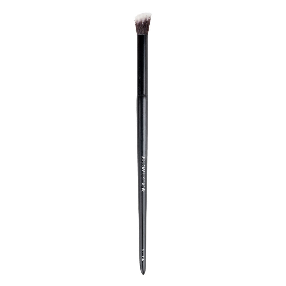 Brush Works No.15 Angled Blending Eye Brush