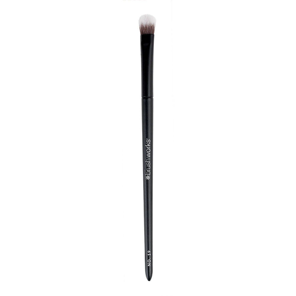 Brush Works No.19 Crease Blending Eye Brush