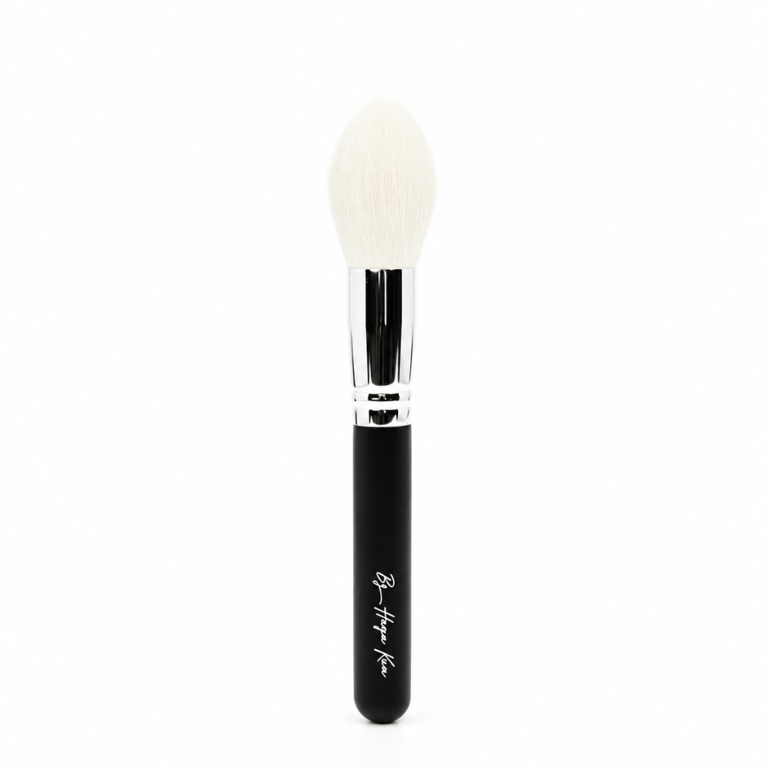 By Harpa Kára Bursti Nr. 24 The Soft Powder Brush