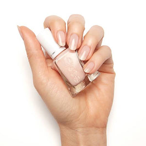 Essie gel couture Fairy Taylor